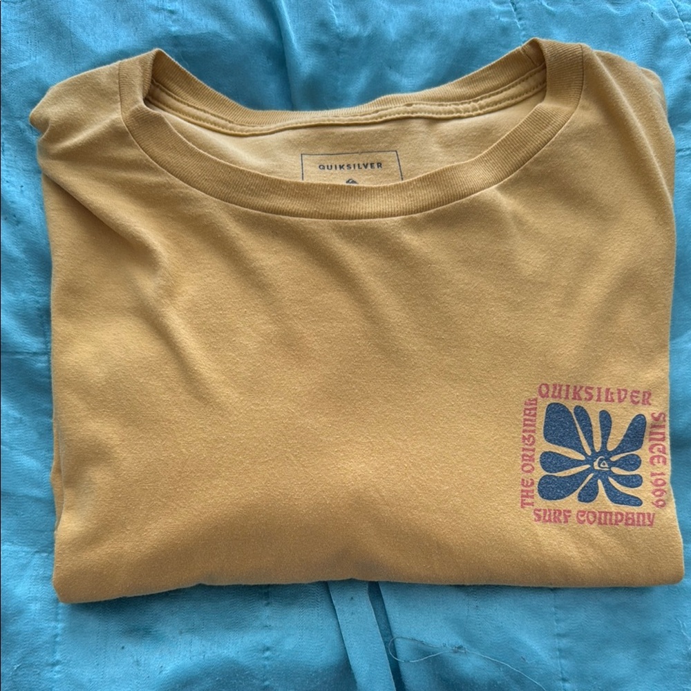 Quiksilver Yellow Tan Short Sleeve Tee Casual Comfort
